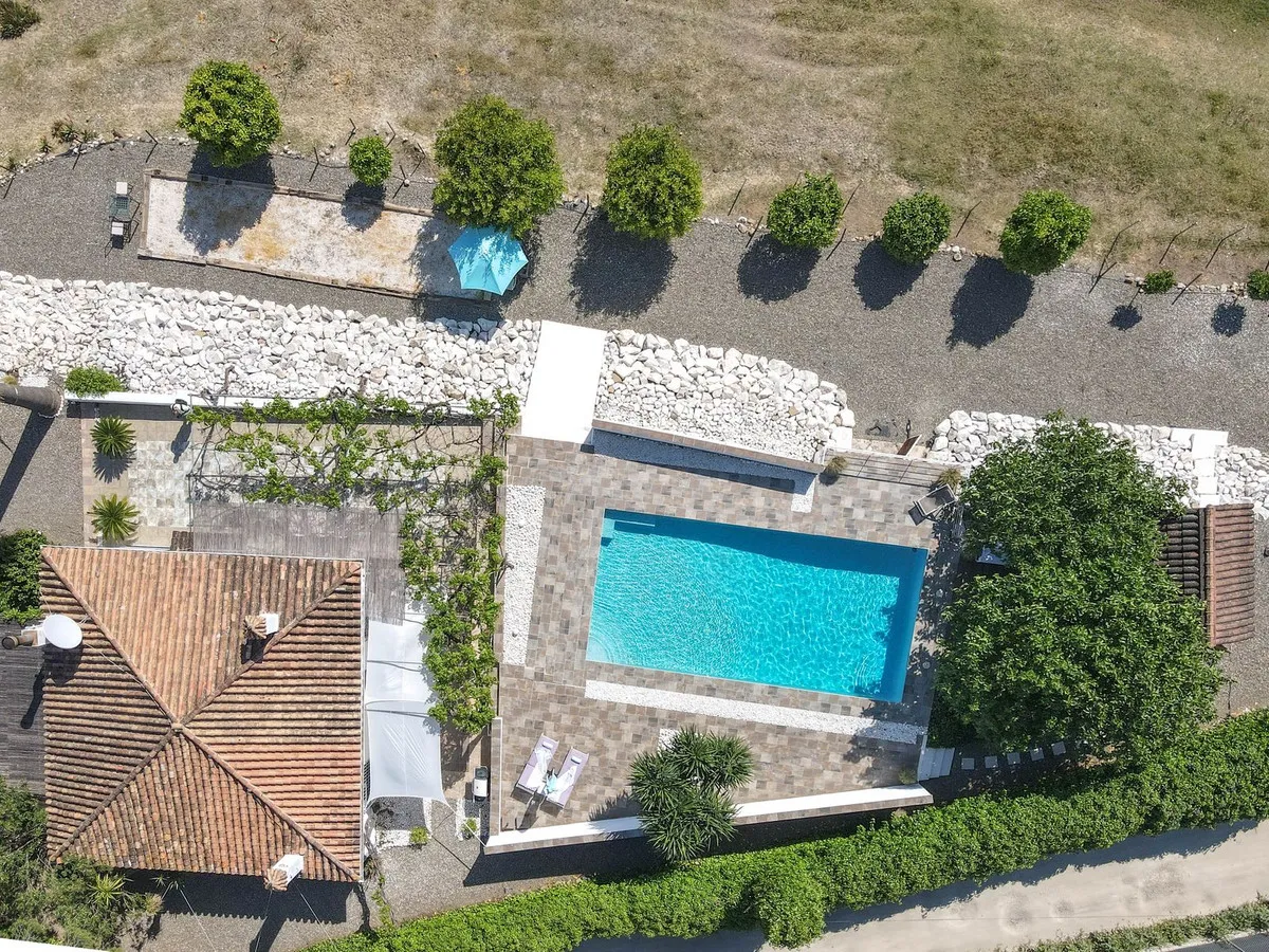 a3496106-b770-4559-9622-edcafb7d3e01