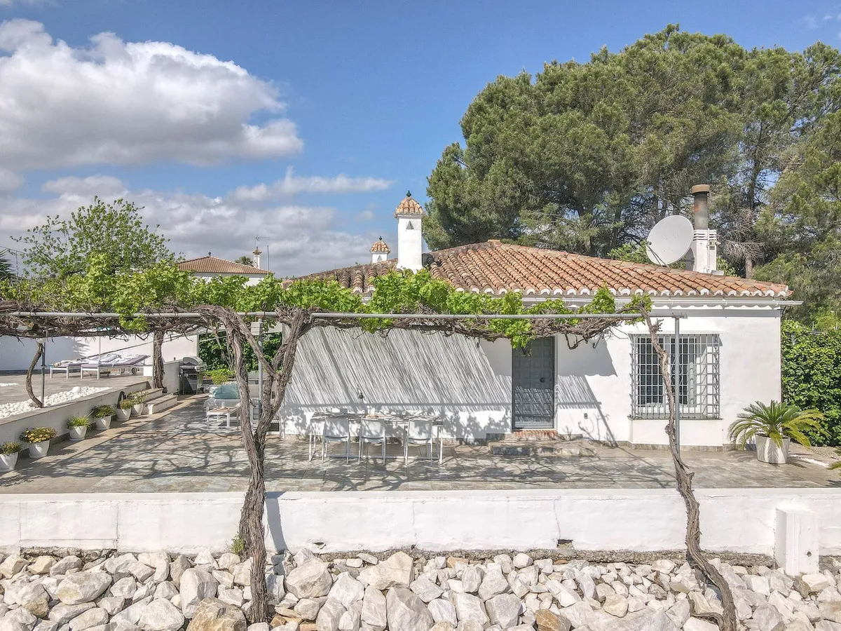 f599b564-8fe1-4f2a-a558-7ab12e82b06c