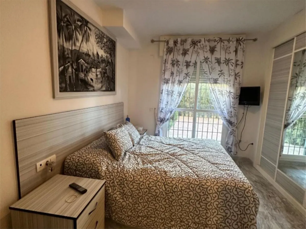 f8d82ea5-08d3-48d3-9128-05fcdfc353be