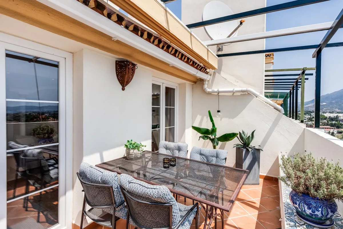 b085ac00-c7b0-401e-b1cf-7f05af232e3e