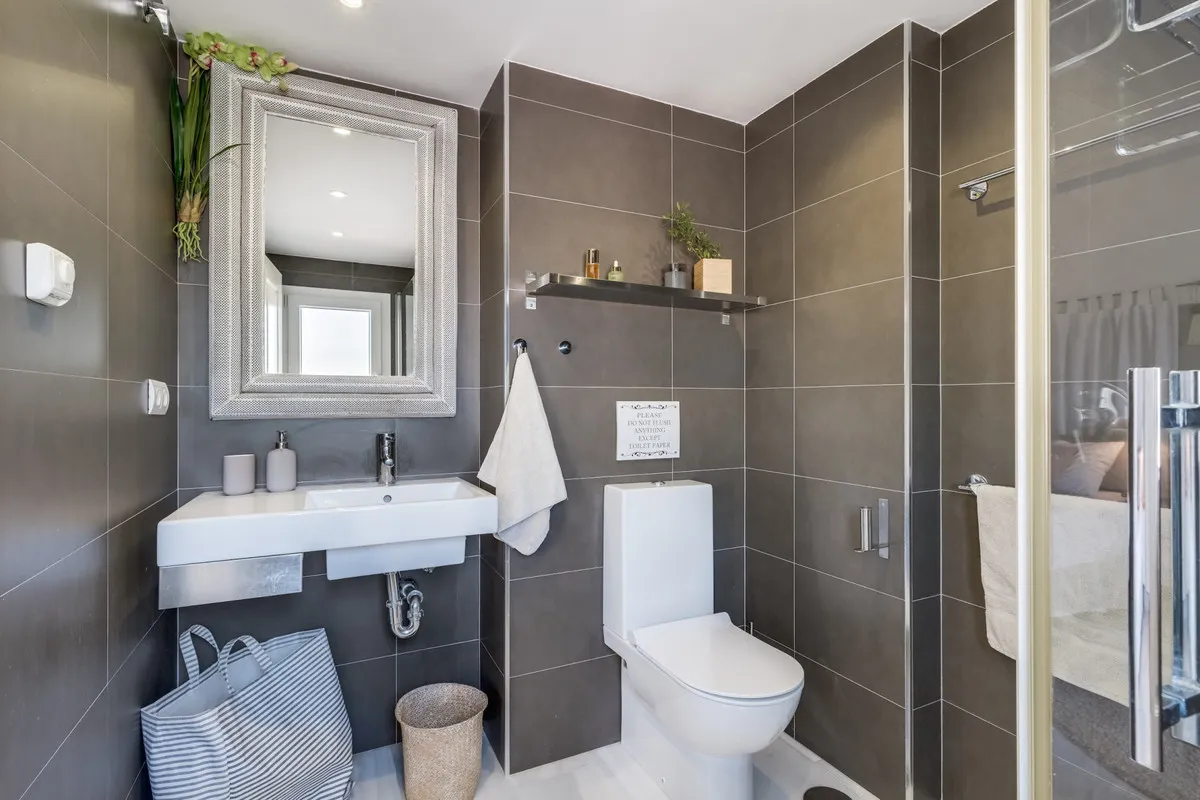 b101b5c9-44c1-4d30-9749-2d1a0274f037