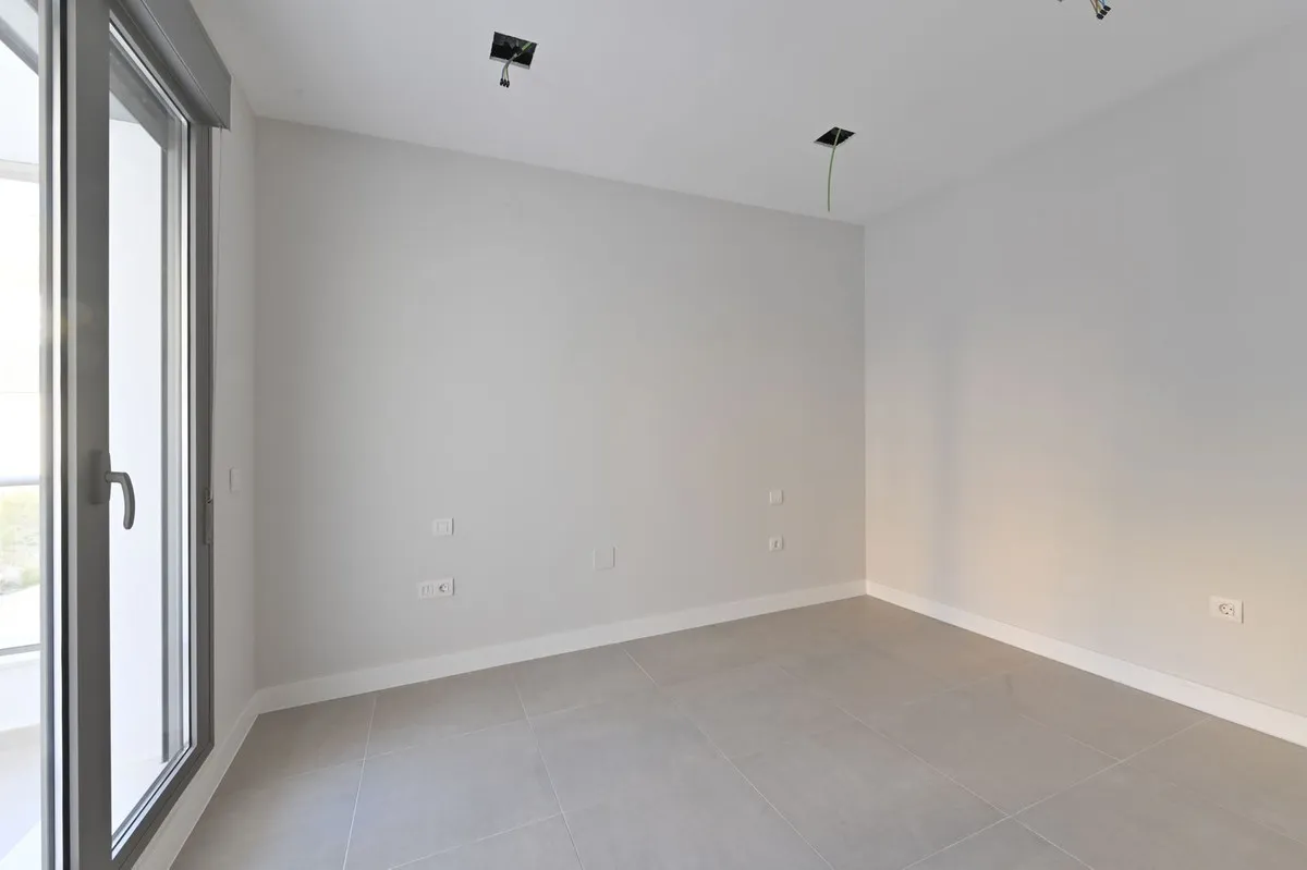 fcd84844-3c88-4c57-b119-dd471087aa19