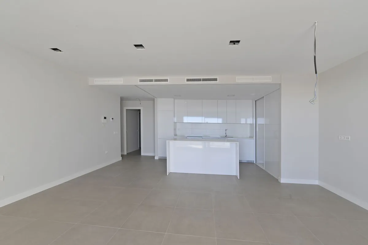 ff042f59-4324-4e60-9a7f-7bb0f99733a4