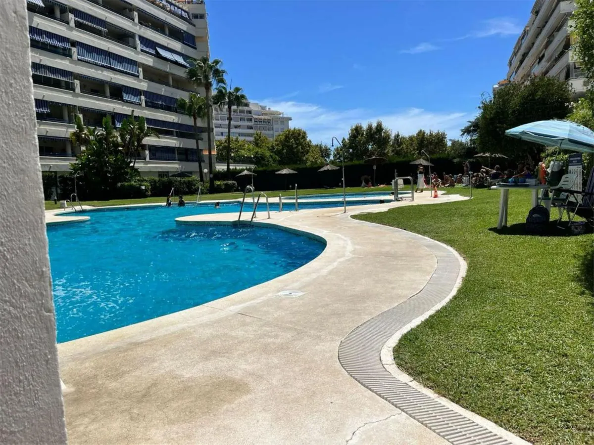 78c315e5-b5f0-4ece-915d-abe0861c35dd