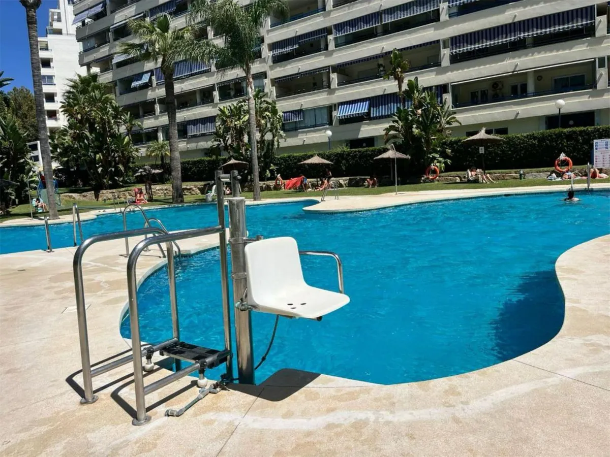 8dce874c-1b5f-41cf-a3d6-ce8f105d2607