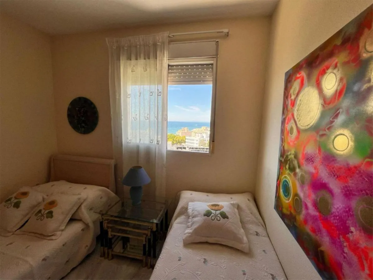 c0de10f7-c5c3-4211-a1d6-20b0370ef0db