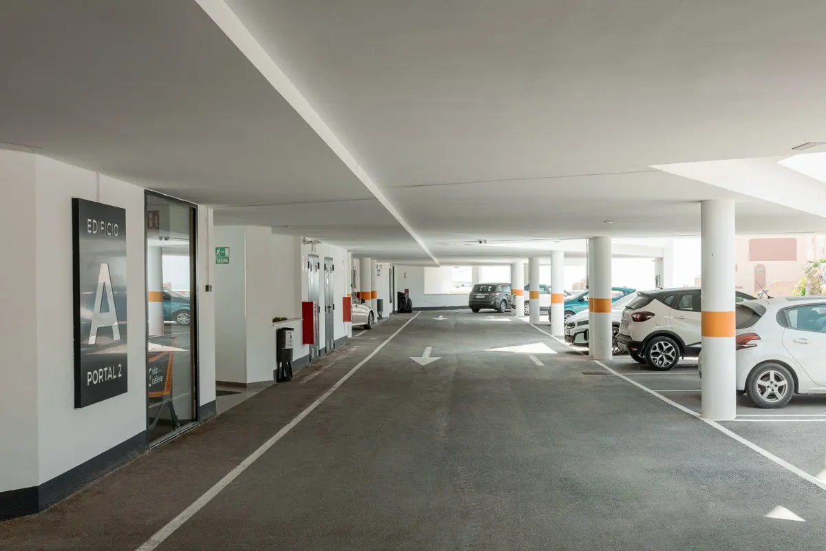 2a1d2345-a0b9-4190-bec3-581ed88c1423