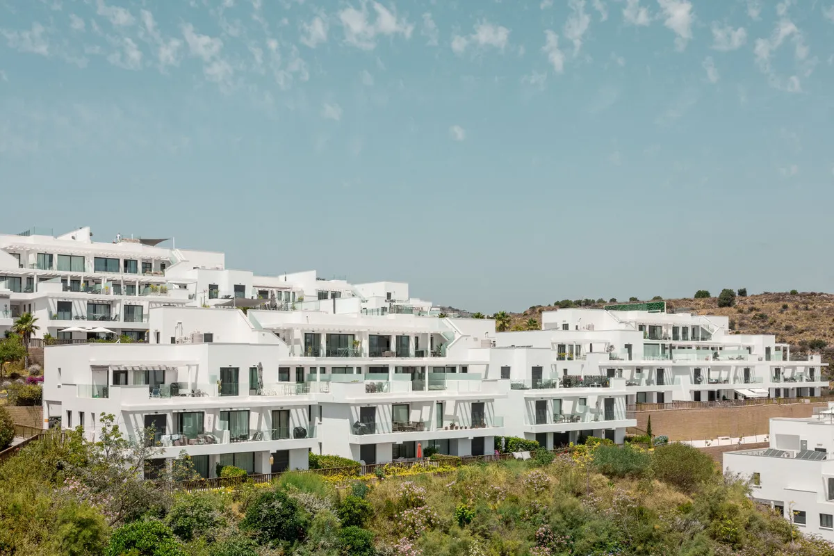 7b163cb3-74b8-495e-86d2-1afb9e81b24e