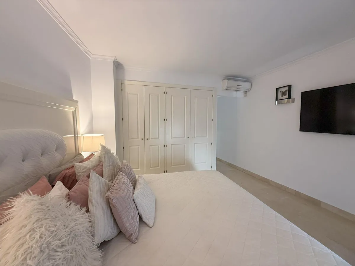 dd8e703e-6e09-4fbe-bd7c-e1eb48c880a6