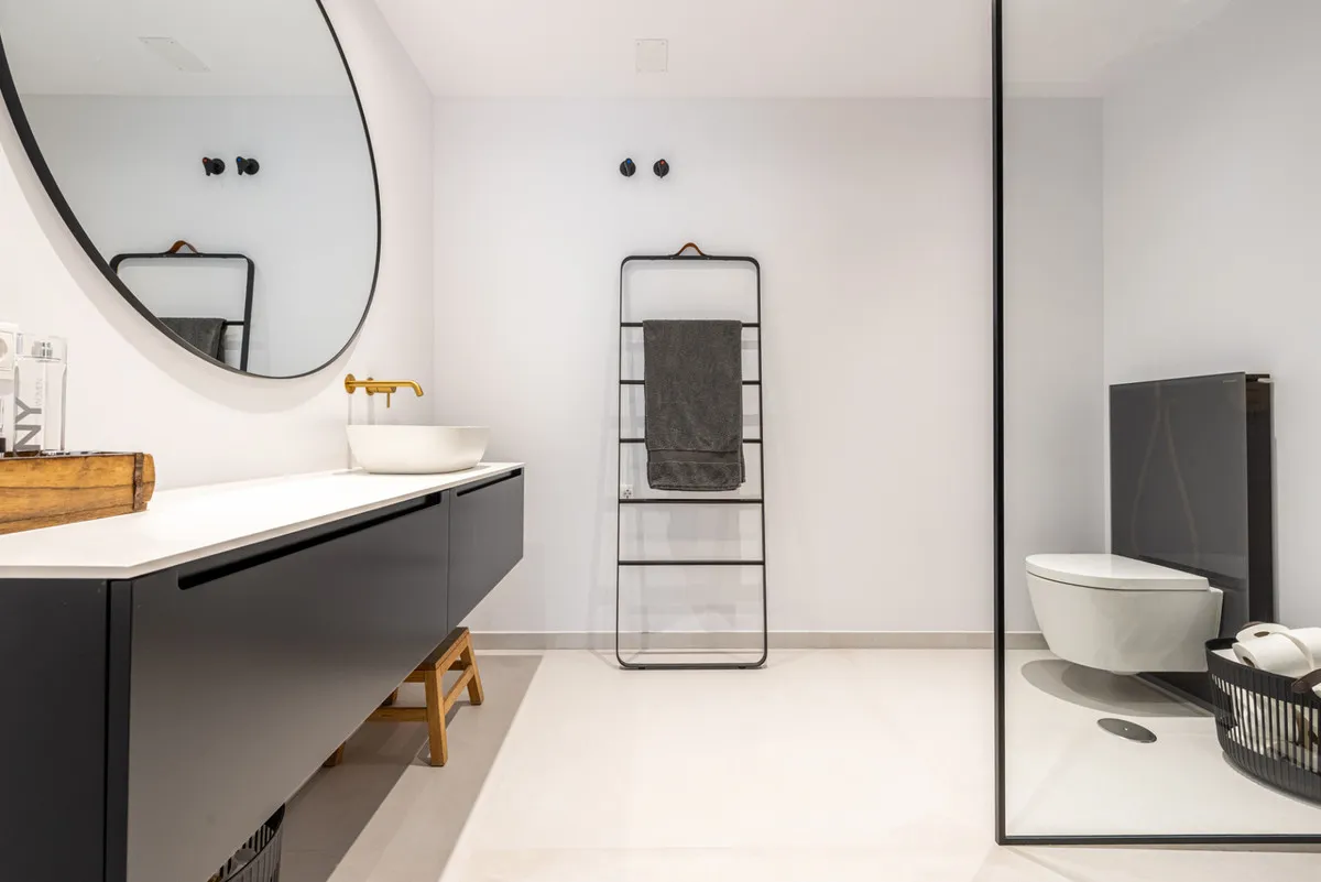 527246e8-9b1e-40d3-bc59-4b9a077aa78a