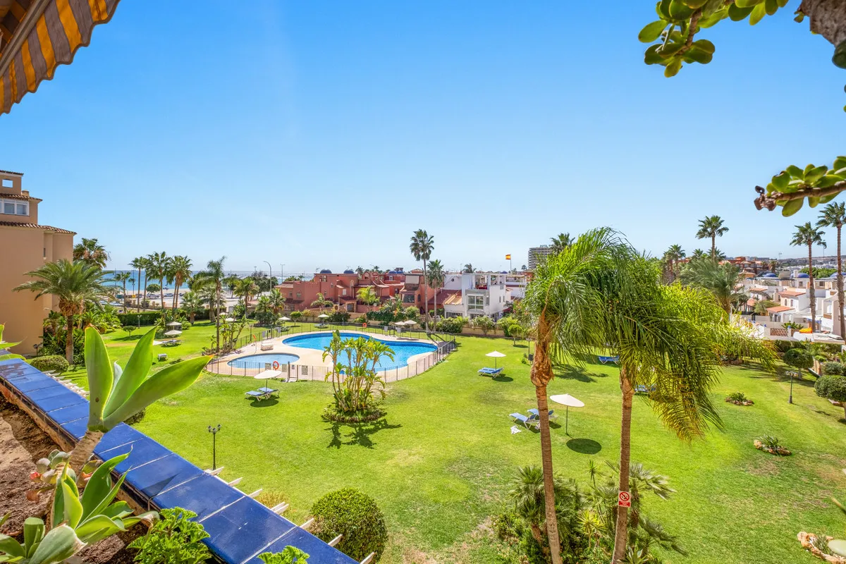 2415ab77-5cab-4a29-8d29-bcbfb2d0371c