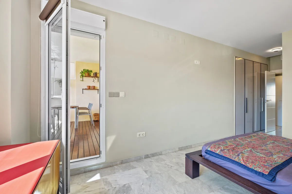 ddc0a72d-2861-43fb-9afd-e34635db98b9