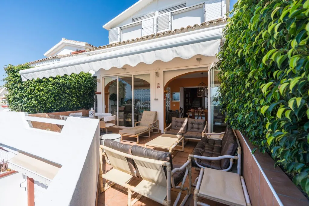 64ec9116-3013-4ec4-b704-87c8a1fd4c65