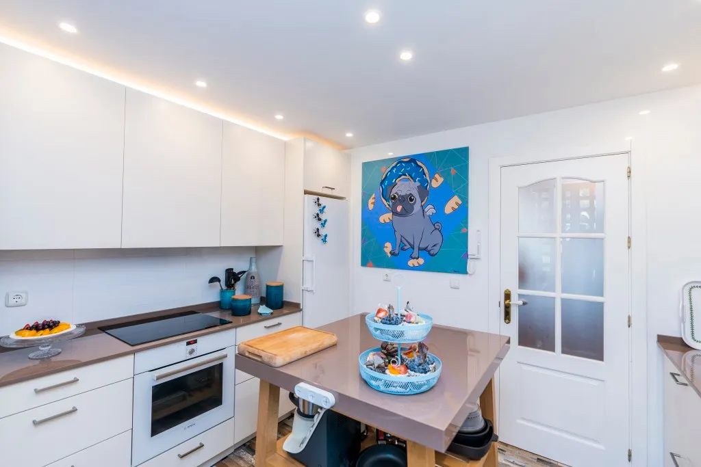 bd00f798-96a0-4c57-8c2a-c8ab9664e4a8