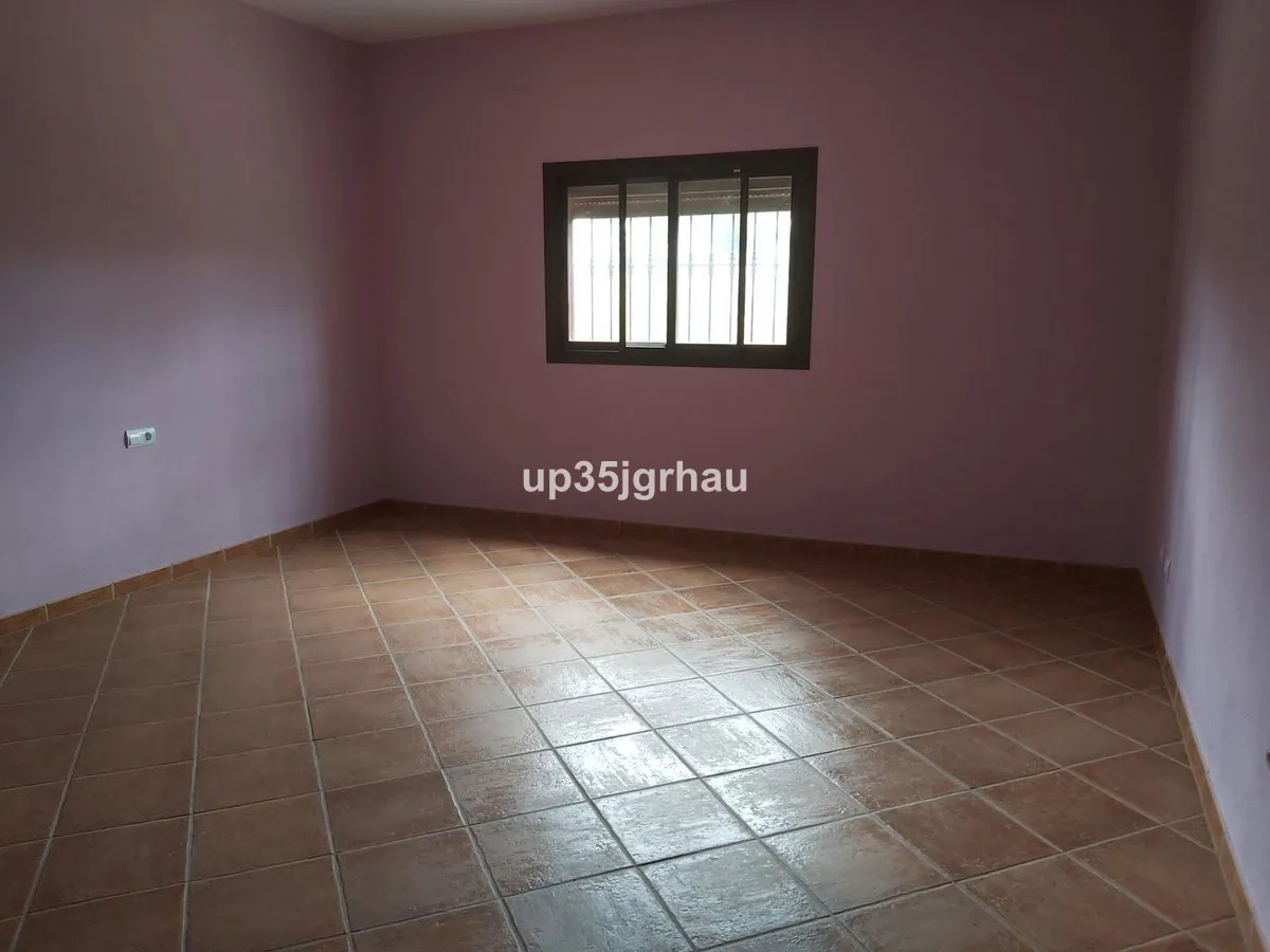 19a04eaa-fc76-43b8-9e06-2cc5578b3527