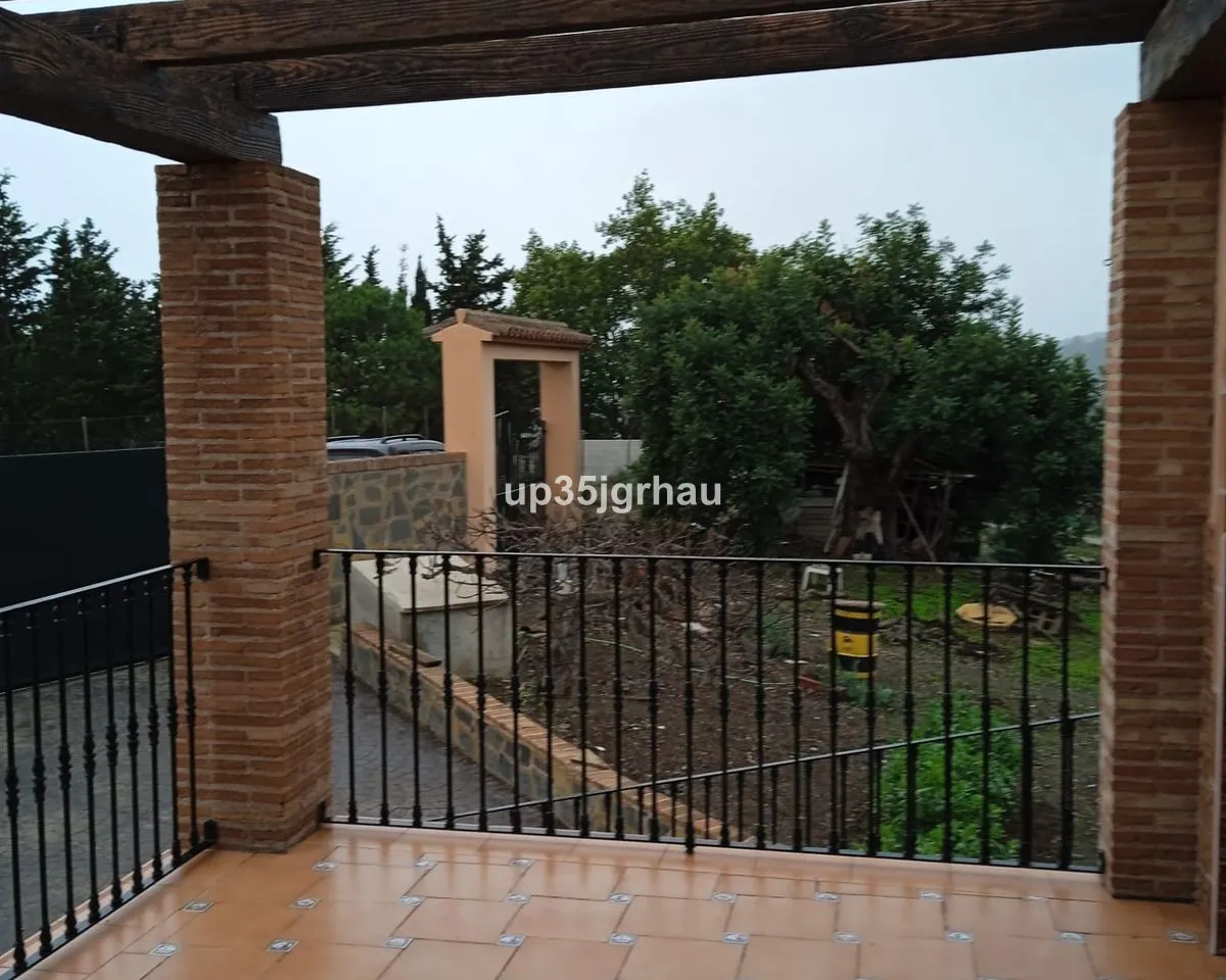 42d728ba-cbea-4c3d-8c1a-859af77b5a18