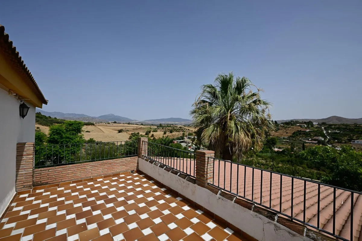 3efd057e-6831-4e57-b561-72053b42b753