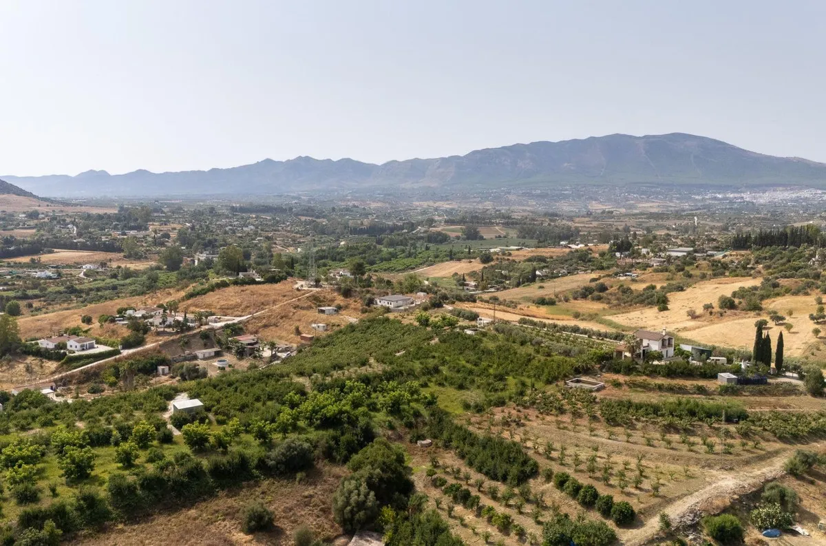 84d58704-efbd-4a68-bd13-74b1a8349db8