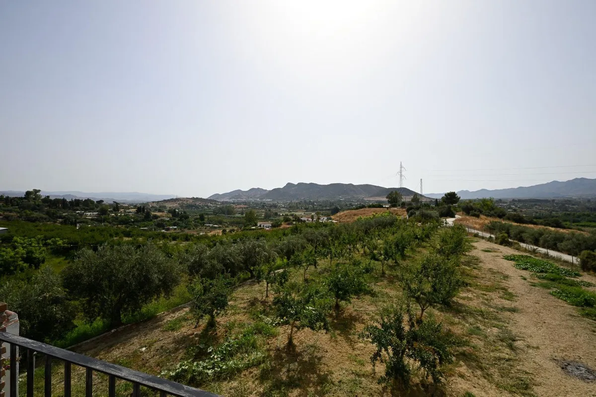 d7c95175-91e7-4042-9a8c-af72080ee589