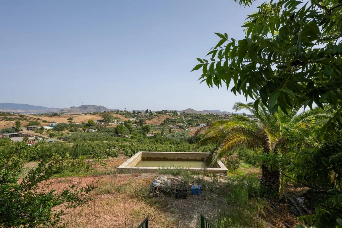 db0a53ff-8b7d-4c91-a43c-151c611b70fa