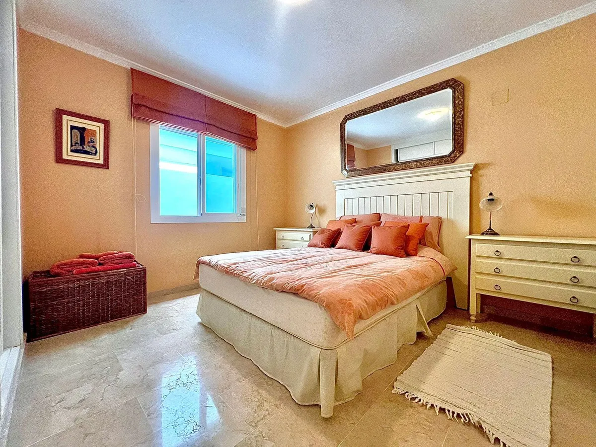 b56d6ec1-be1b-47f4-bc75-972937a56475