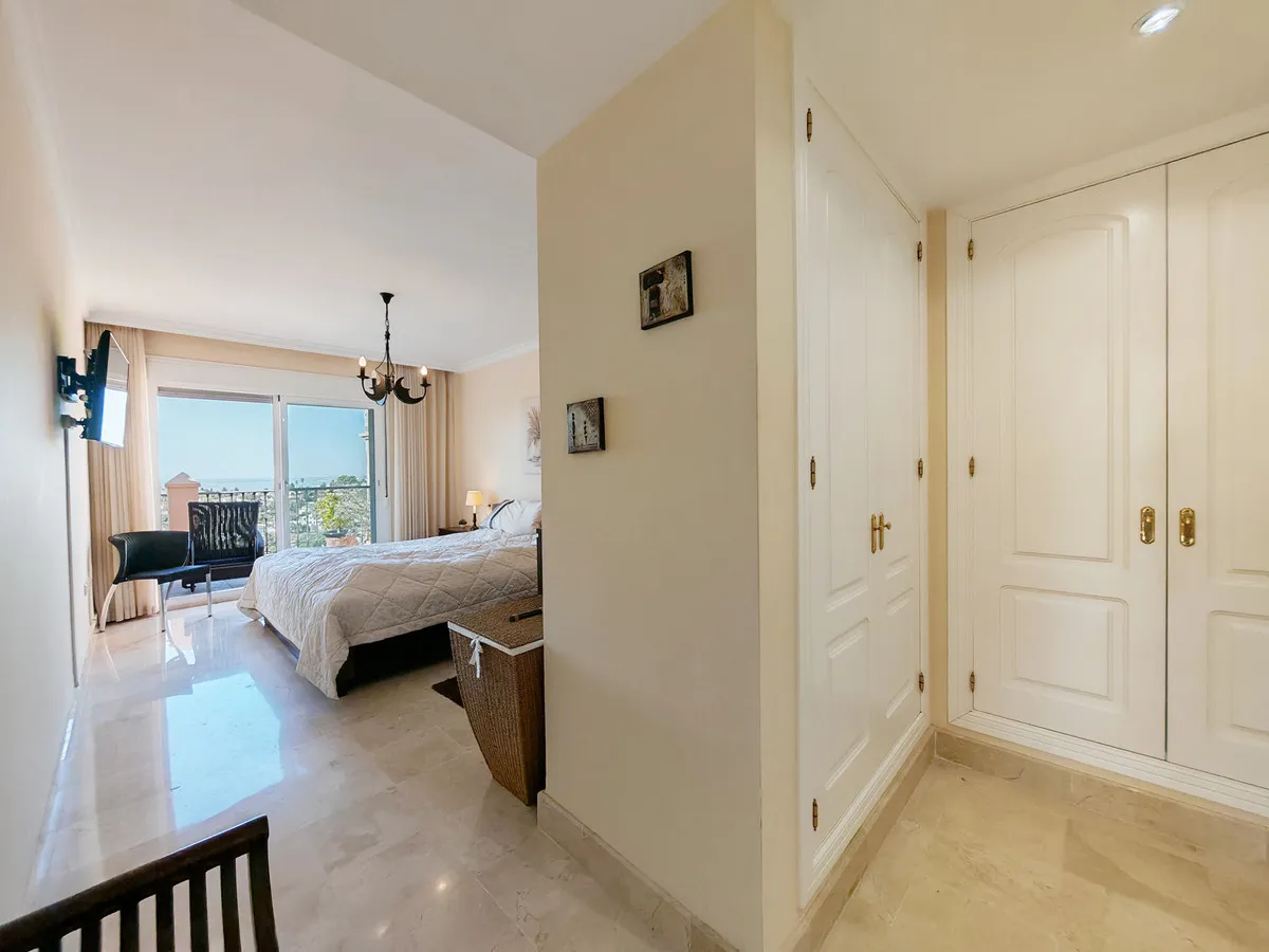 ed6dfda2-1202-4c11-a9ac-ca787d37d10f