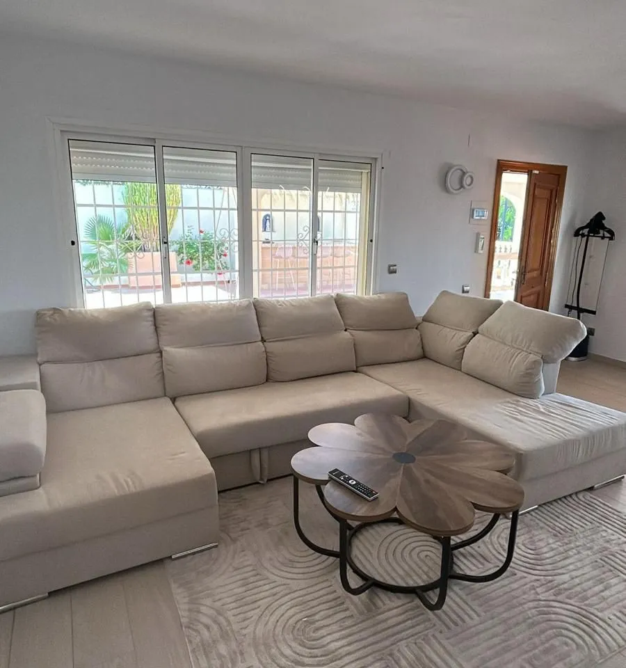 2116c128-cfd0-4bf7-93c2-5fd58da9ce1f