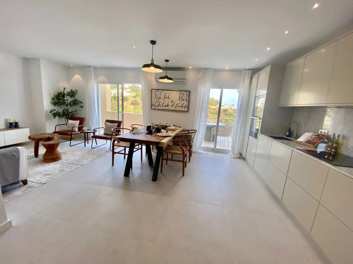 6fb0dcbd-d595-4d02-83e6-284860a1952b