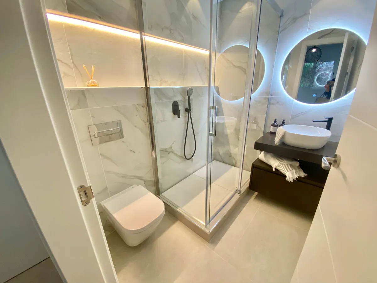 aab9bb93-677f-46de-bb2d-0760c5b5dc84