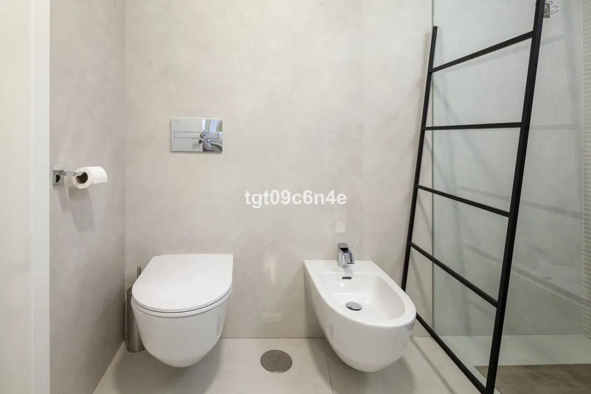 2199dabe-2f41-49d5-8248-b99d014a095a