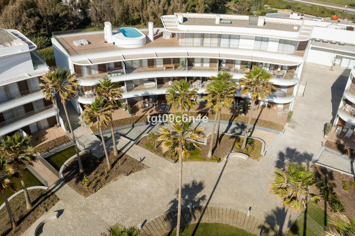 421f9bbc-e933-4996-942a-f8bb81f2a710