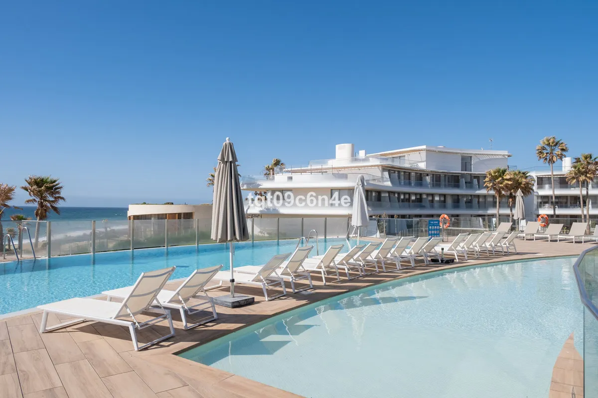 4318ee13-59c6-4c0a-8912-9fac3563404b