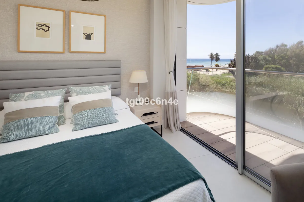 da1be780-e923-48c8-bb35-dcc0c84d96ad