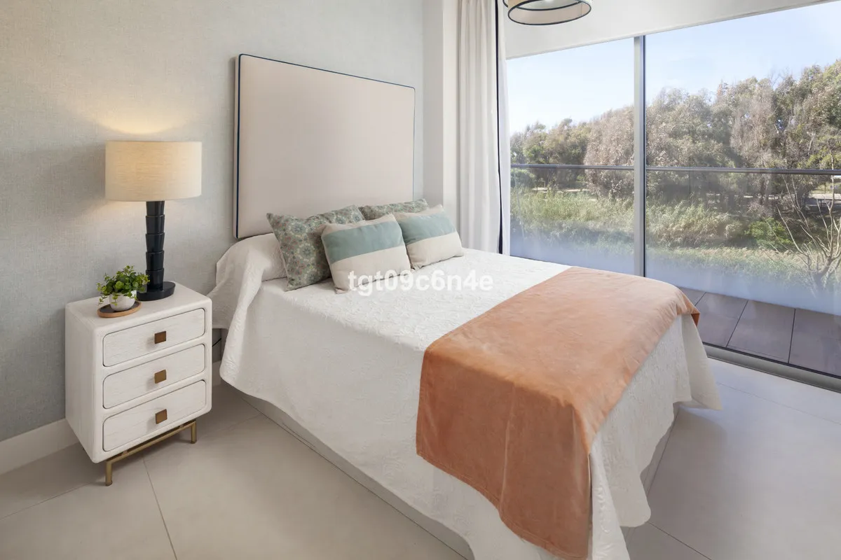 e8053a48-25bb-4fb4-b039-0ffd19e1ad7d