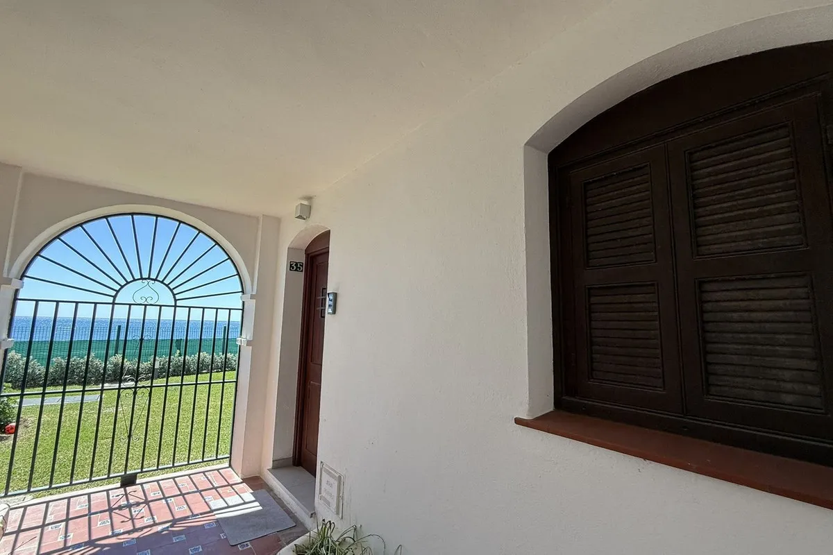 5e97dcac-e5b3-4c71-9b54-a821a6f08d7b