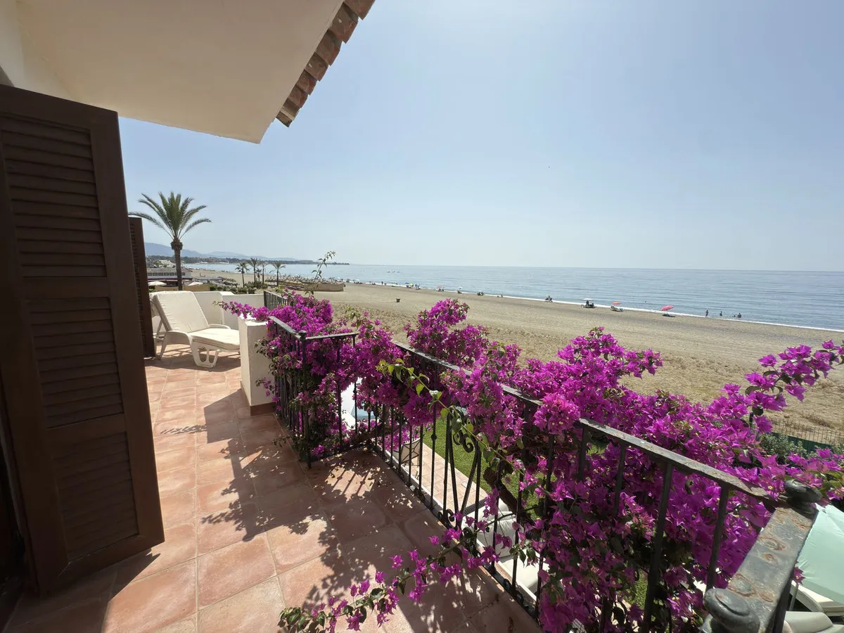 8bb404f7-38c4-487c-994f-6cabed68f585