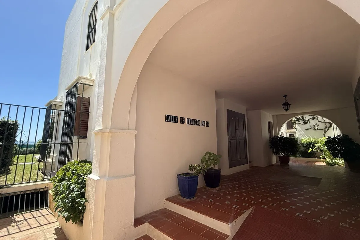 ba7aa494-113f-4c2f-9ed4-69c8c8310373