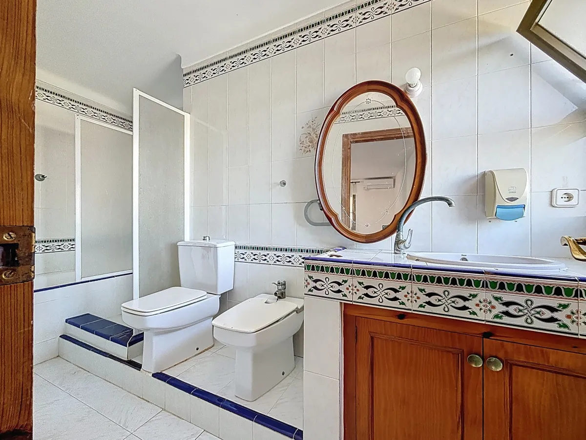 53722d95-5d82-473c-acd0-ebfa113f37aa