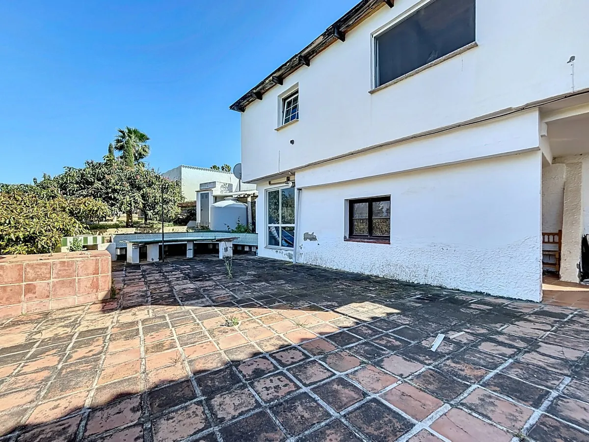 d0c25549-d76b-4ecd-8d44-472c6524ab42