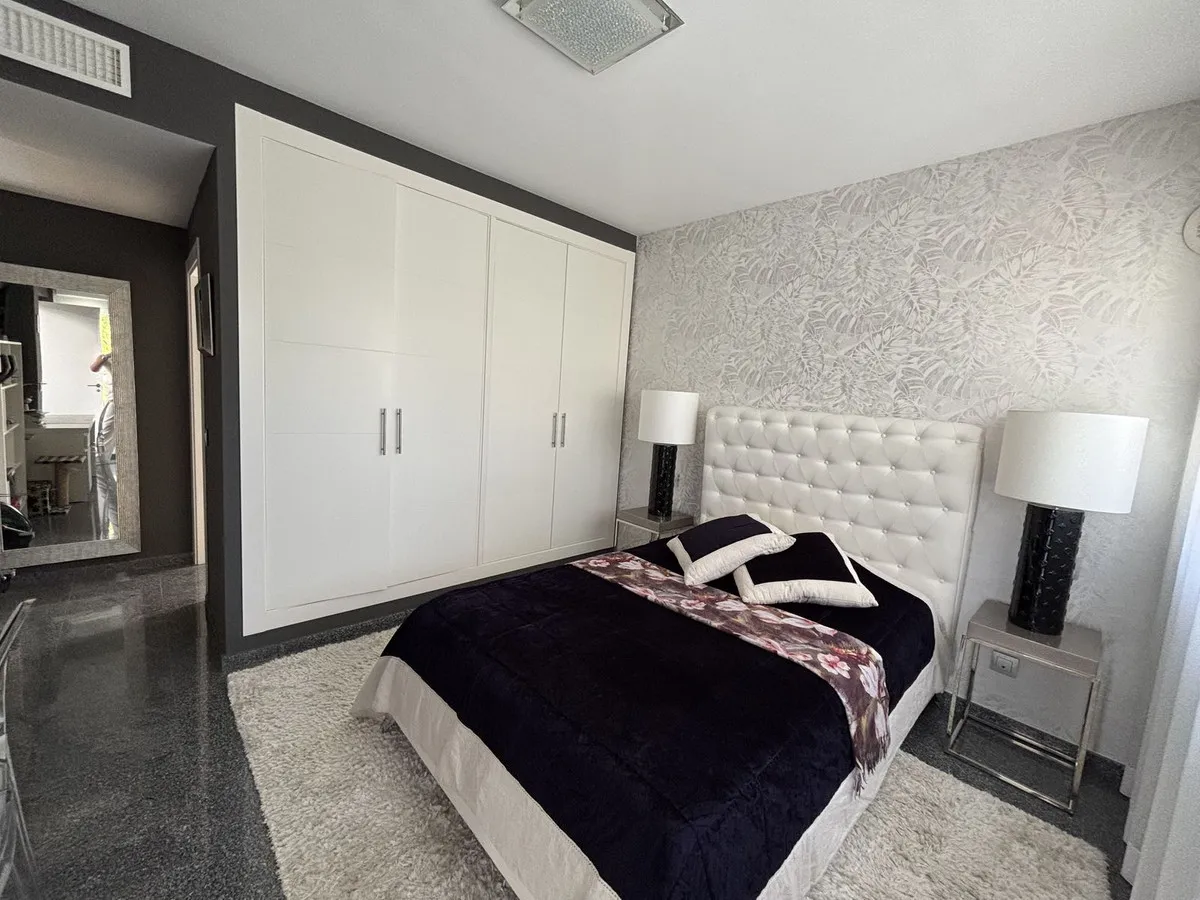 069904d6-e292-4bec-8175-450dc40cdc1b