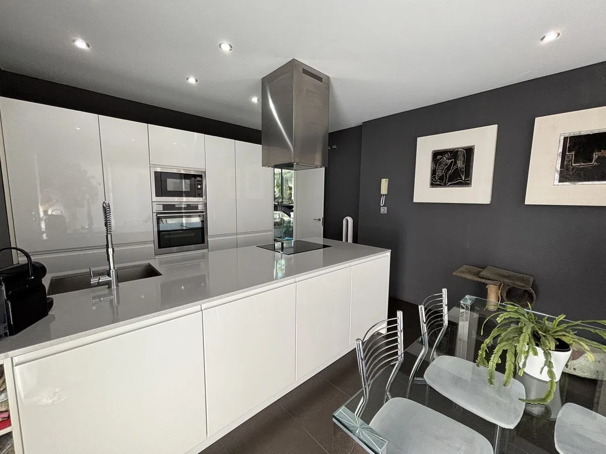 5a2fb458-7f3d-4321-b7f2-6696c2a80cfa