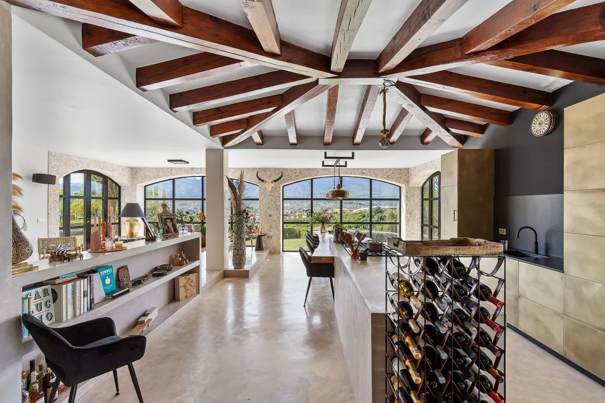 765602f7-a37c-4ebd-911c-9f9895599ef3