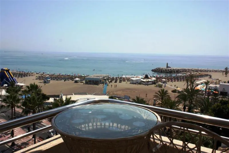 9d4254f1-27d2-4f8f-b90b-9388f710e70d