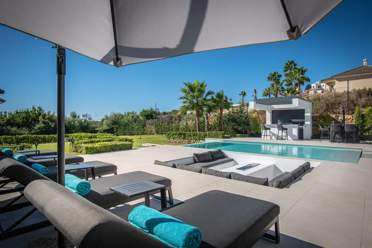 1652757d-e306-45e4-b600-43891a65d31e