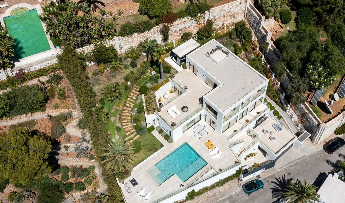 42426735-dff3-4ced-a9fe-e80cb6f5757d