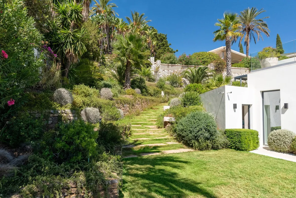 70242c16-19c3-4945-a7f5-5f0c3a22feb3