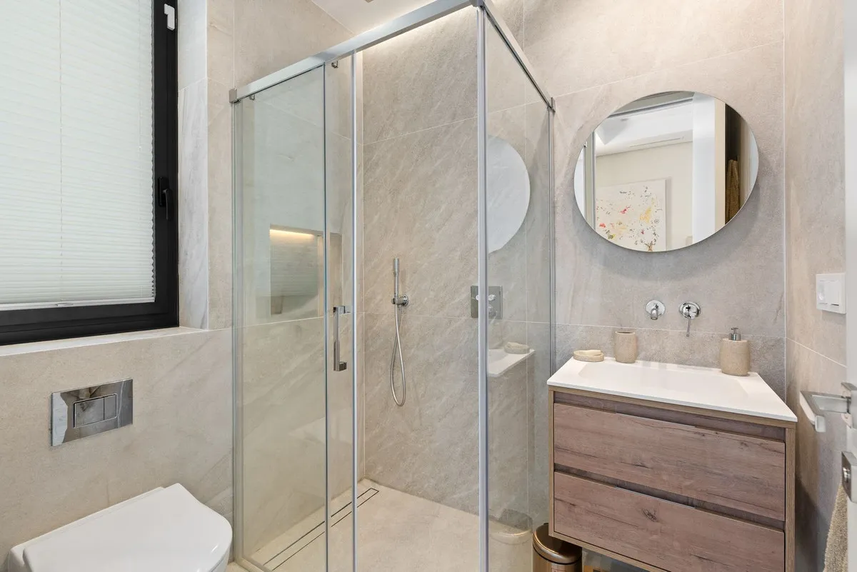 93f967a6-c4ba-4726-aa38-6a3562b8a5ee