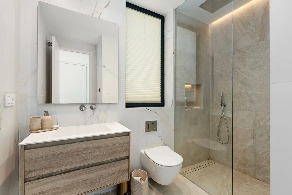 a682d5bb-5dbe-4500-b6c7-6ec310395509