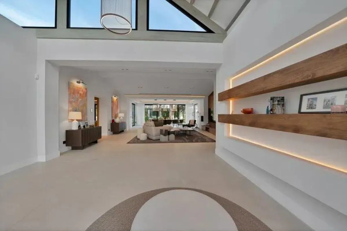 0d8889e4-9061-4c11-95ef-295abdfec599