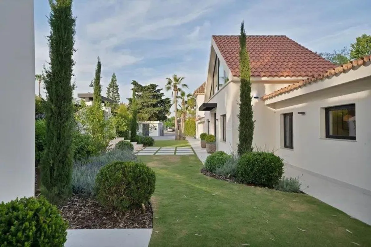 2f90bf46-49f8-4d99-ab13-3cab4f806426